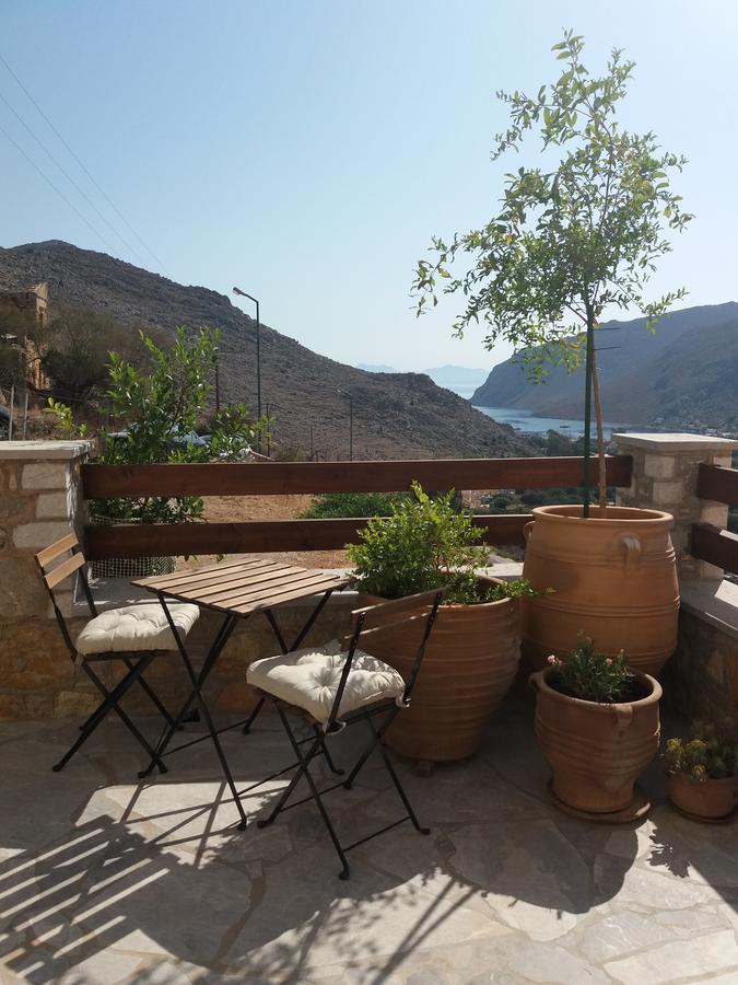 Symi Nautilus Luxury Suites Экстерьер фото