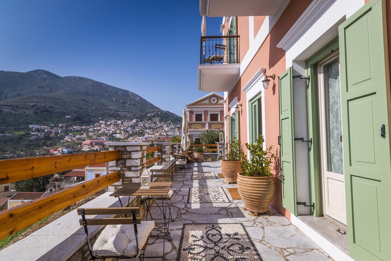 Symi Nautilus Luxury Suites Экстерьер фото