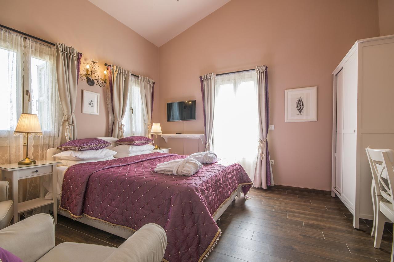 Symi Nautilus Luxury Suites Экстерьер фото