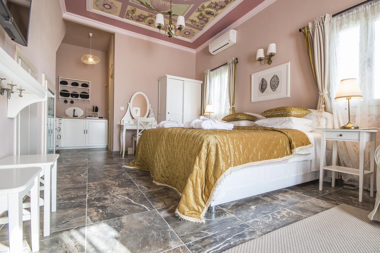 Symi Nautilus Luxury Suites Экстерьер фото