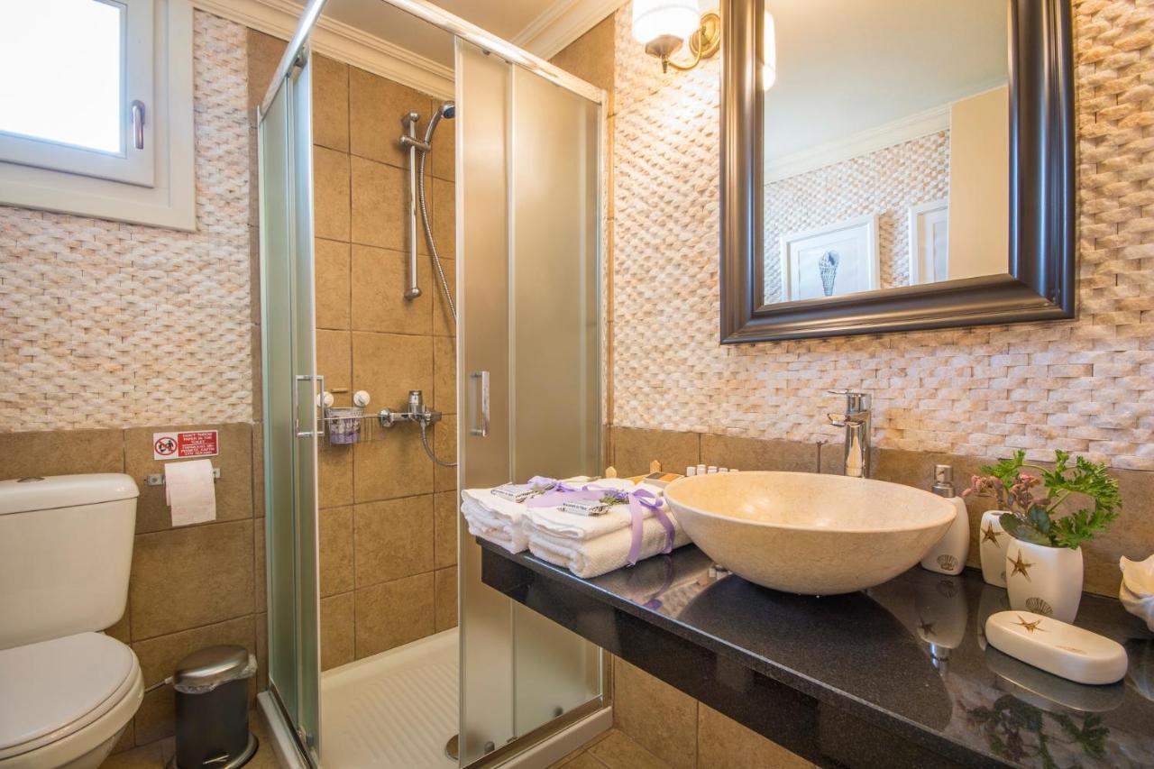 Symi Nautilus Luxury Suites Экстерьер фото